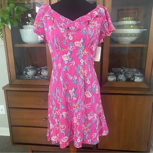 NWT Row A Pink Floral Flutter Sleeve Dress